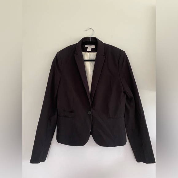 SOLD! H&M black blazer! Size 8 - Picture 1 of 3